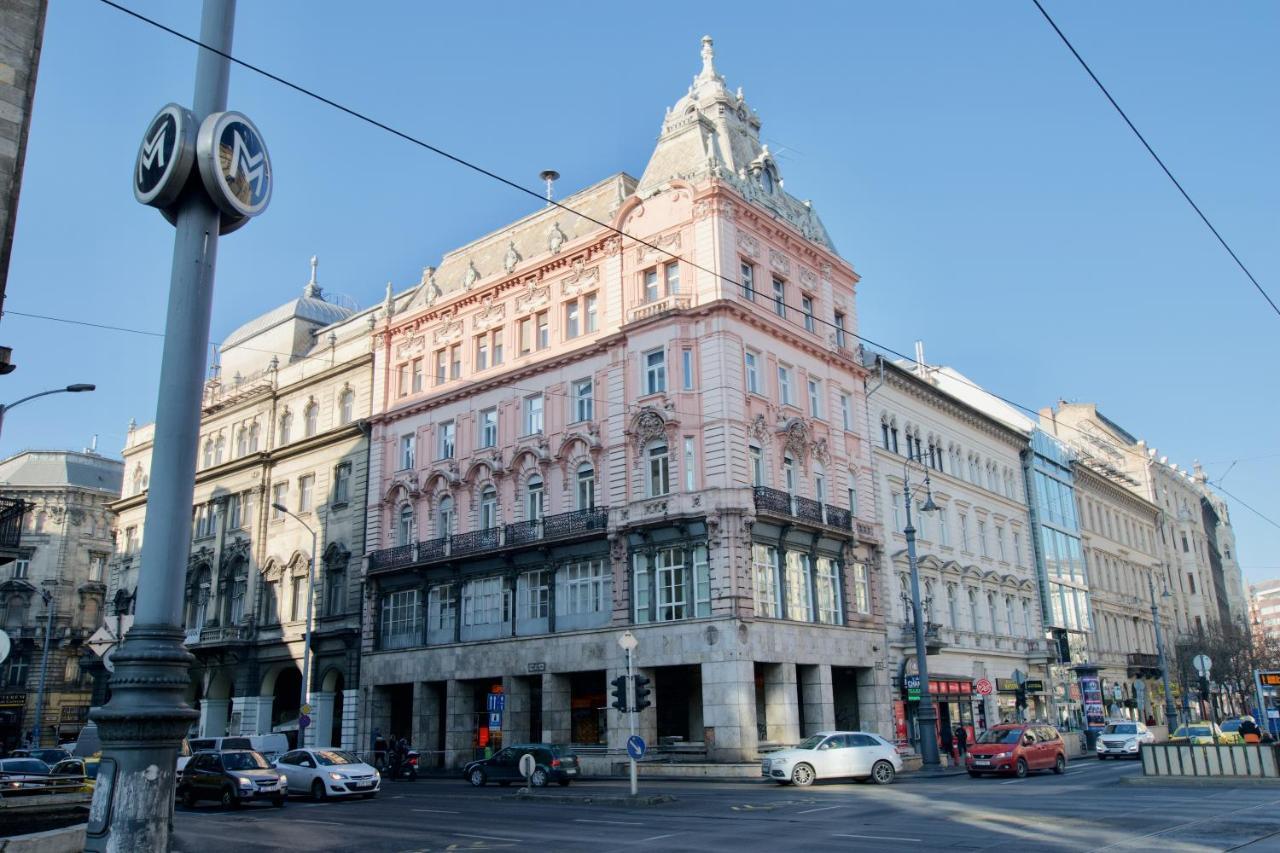 Premium Apartments By Hi5 - Astoria Square Boedapest Buitenkant foto
