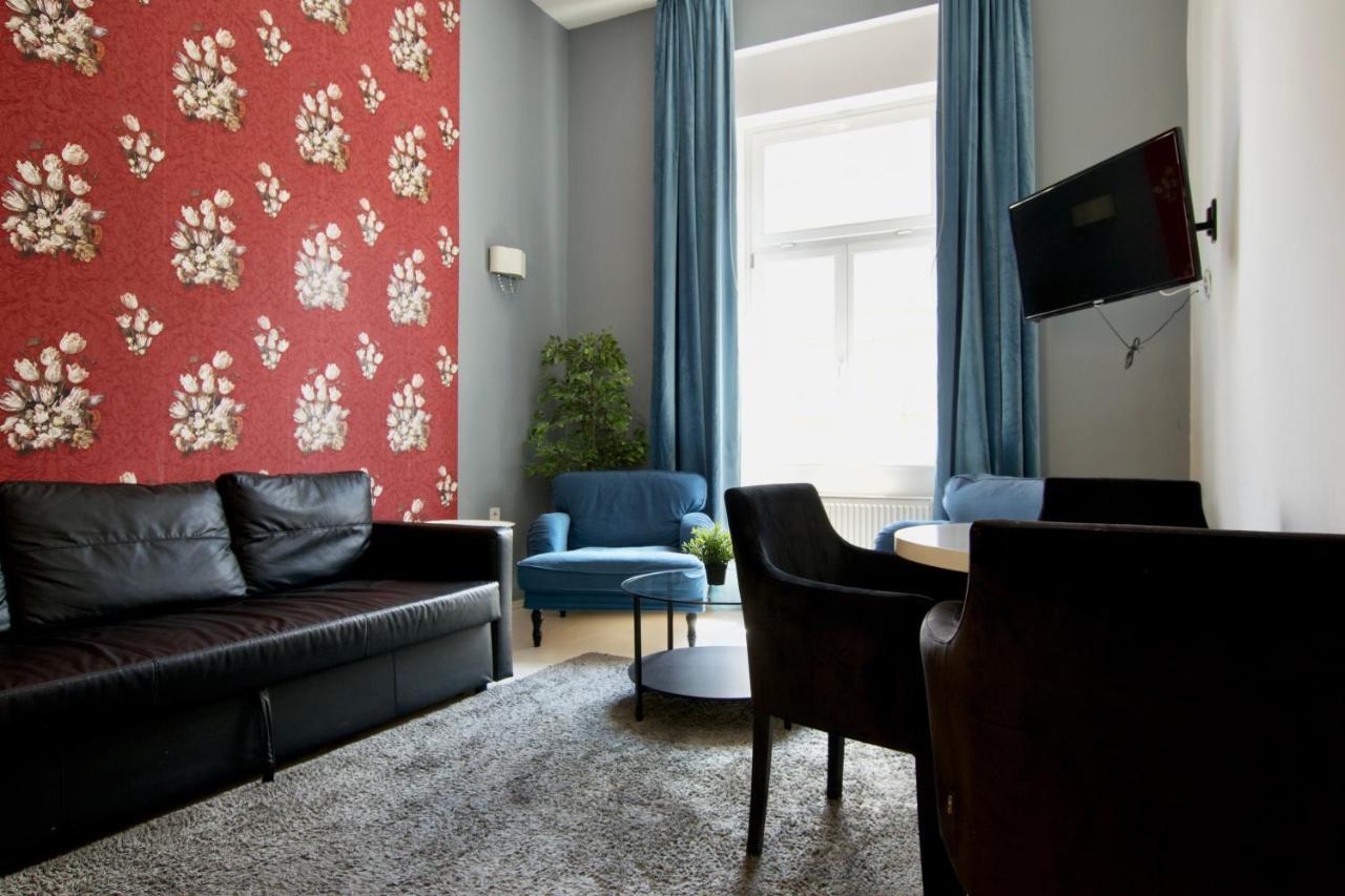 Premium Apartments By Hi5 - Astoria Square Boedapest Buitenkant foto