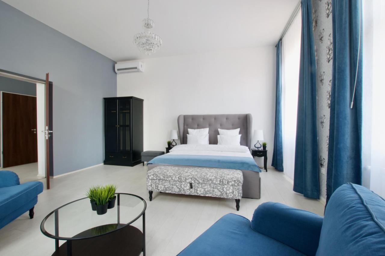 Premium Apartments By Hi5 - Astoria Square Boedapest Buitenkant foto