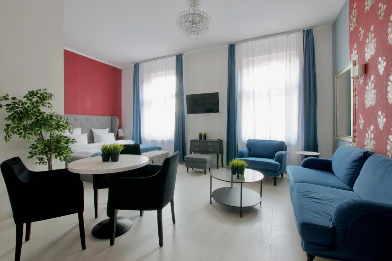 Premium Apartments By Hi5 - Astoria Square Boedapest Buitenkant foto